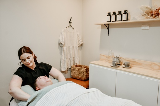 Couples Massage 2x45mins $230